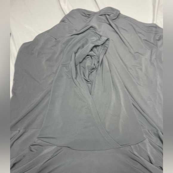 LuLaRoe Amber lightweight gray  hoodie NEW with tags - Picture 8 of 9